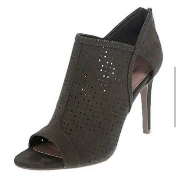 New Olive suede 4” peep toe booties size 12 - Picture 2 of 8